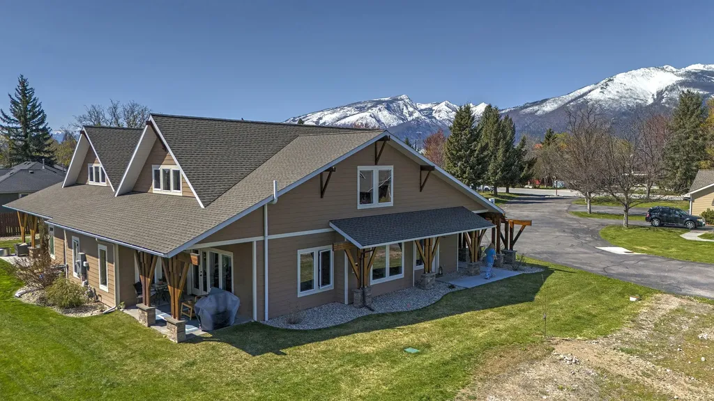10 Lone Pine Trail Hamilton MT 59840