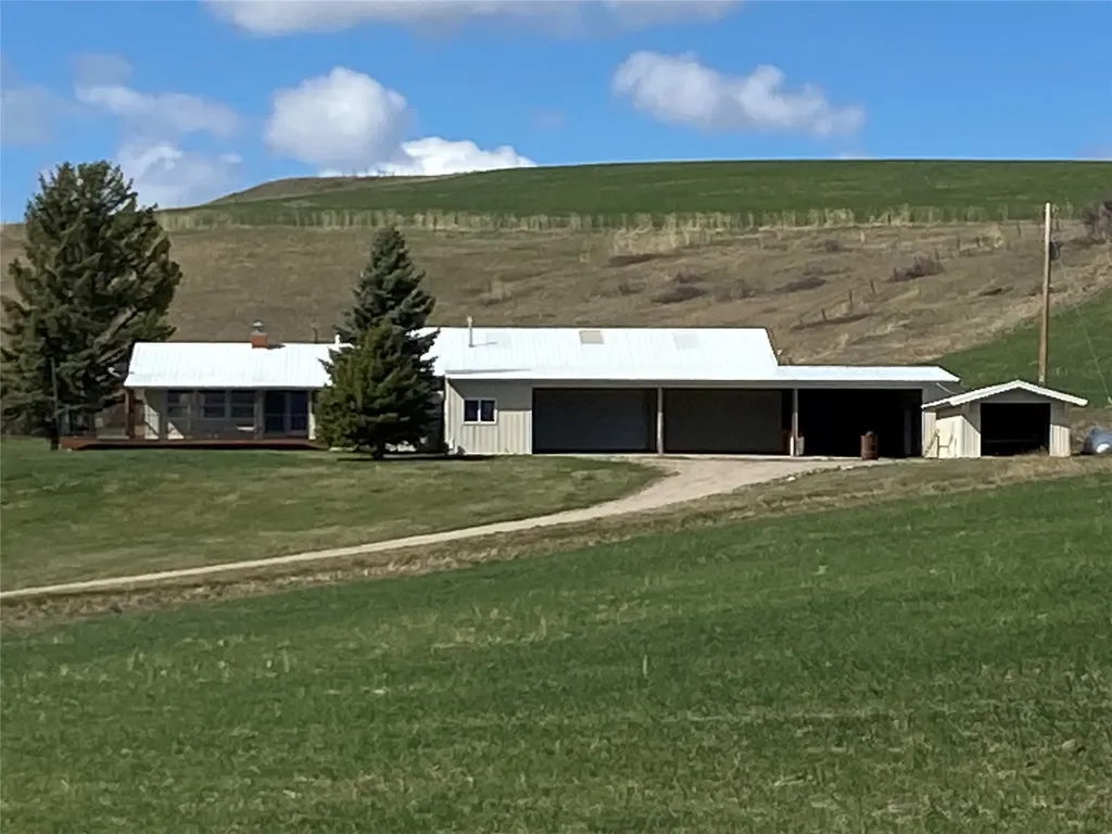 74 Burley Hill Road Belt MT 59412
