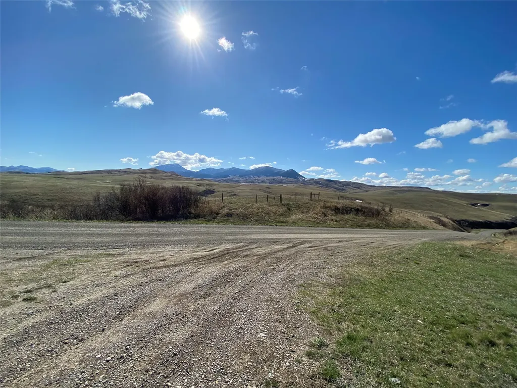 74 Burley Hill Road Belt MT 59412
