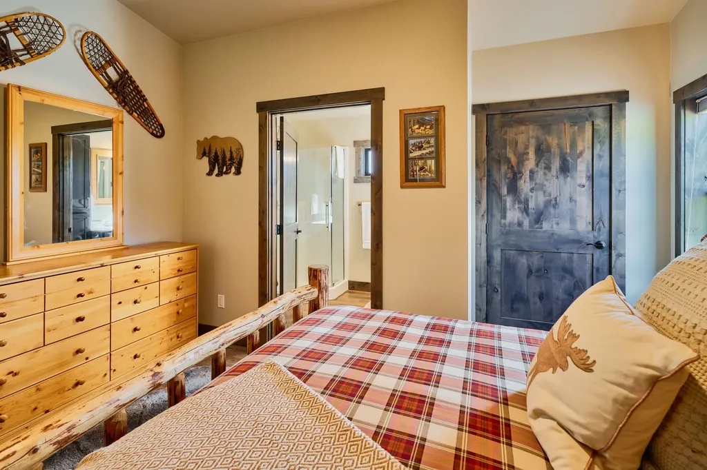 2360 Mount Highway 206 Columbia Falls MT 59912