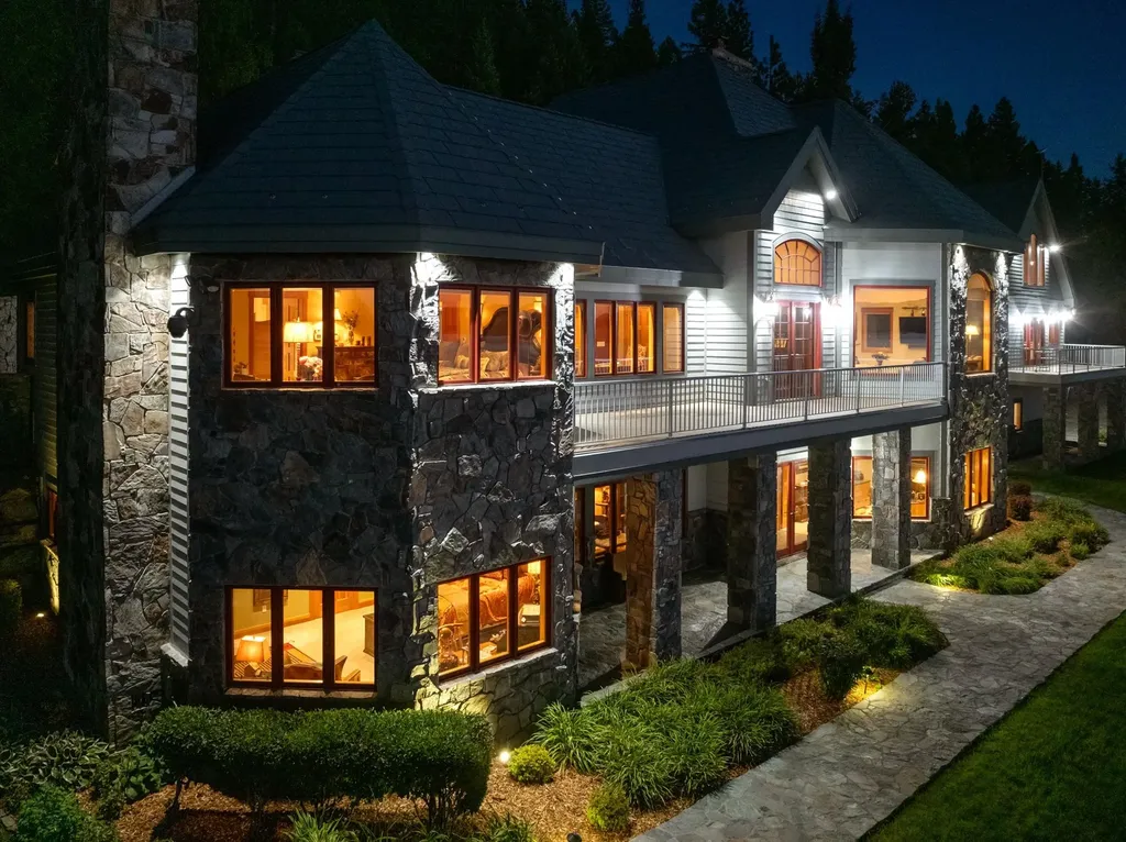 31572 Lake To Sky Drive Bigfork MT 59911