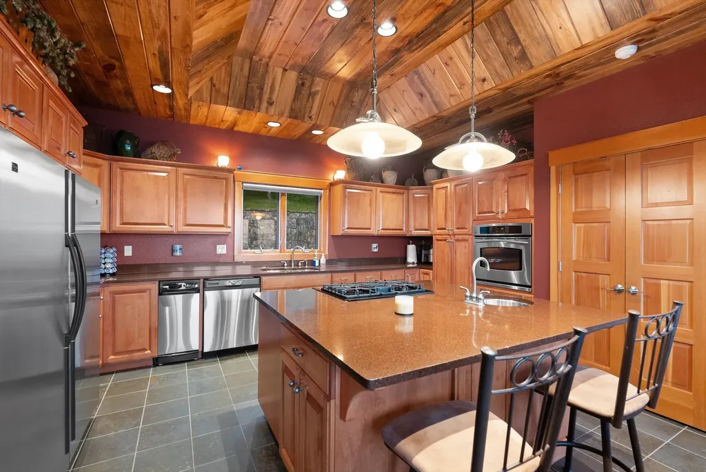 31572 Lake To Sky Drive Bigfork MT 59911