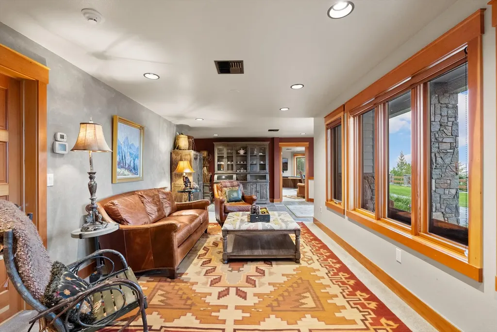 31572 Lake To Sky Drive Bigfork MT 59911