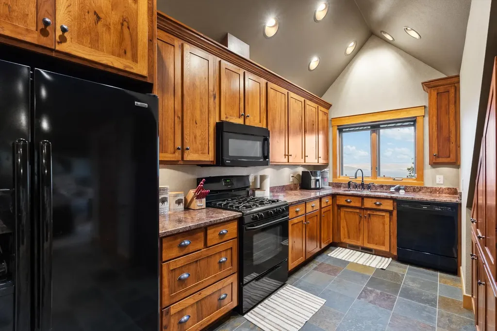 31572 Lake To Sky Drive Bigfork MT 59911