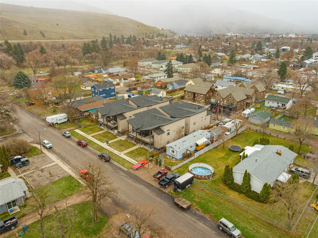 813, 819, 825 Charlo Street Missoula MT 59802