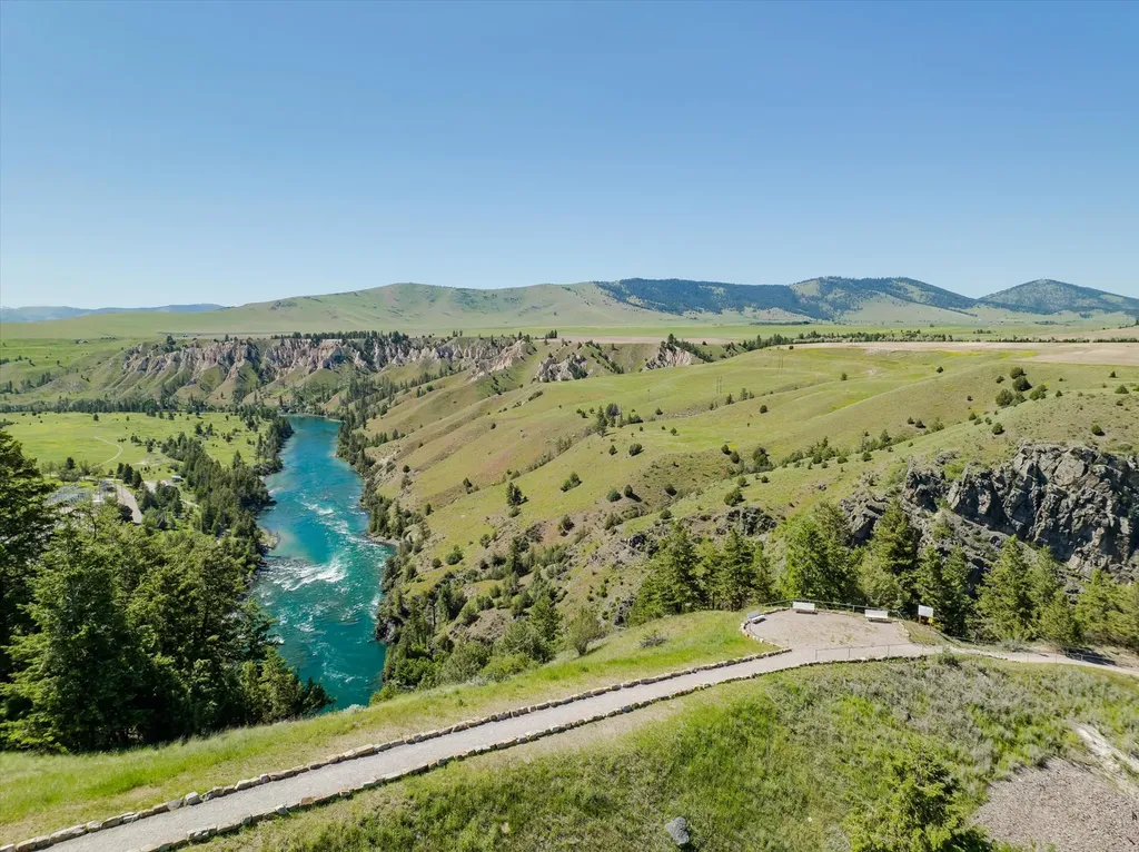 37945 Mission Vista Drive Polson MT 59860