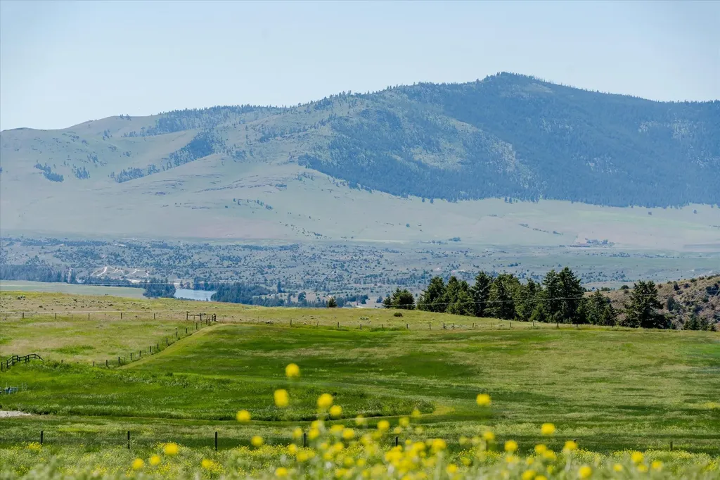 37945 Mission Vista Drive Polson MT 59860