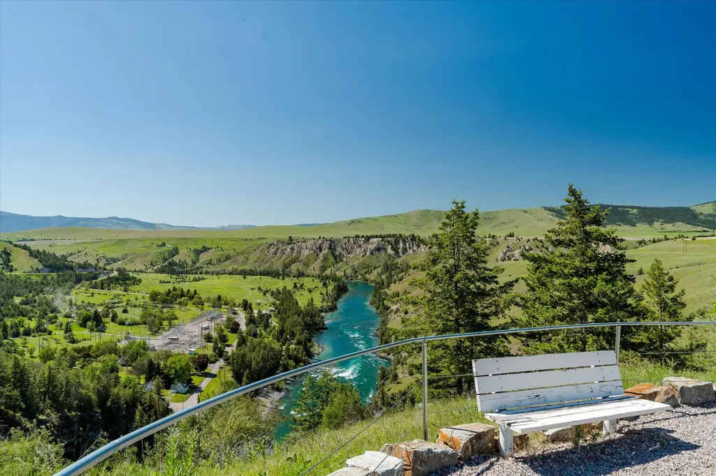 37945 Mission Vista Drive Polson MT 59860