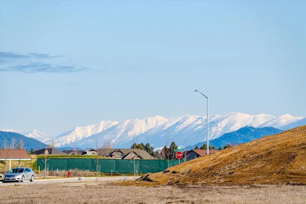 451 Rivers Edge Loop Kalispell MT 59901