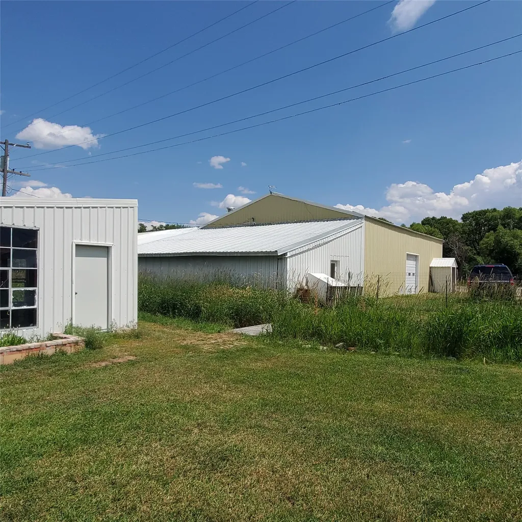 23 Walrath Street Augusta MT 59410