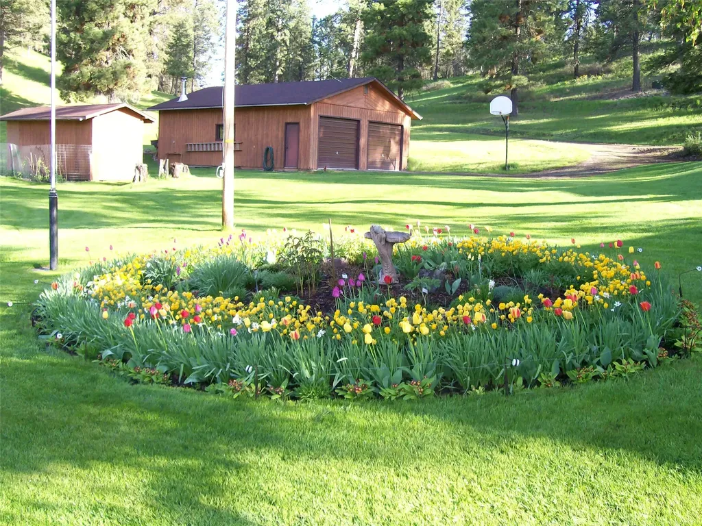 306 Parker Lakes Road Bigfork MT 59911