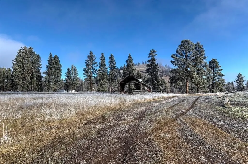 (Lot #6) 13442 Vannoy Lane Greenough MT 59823