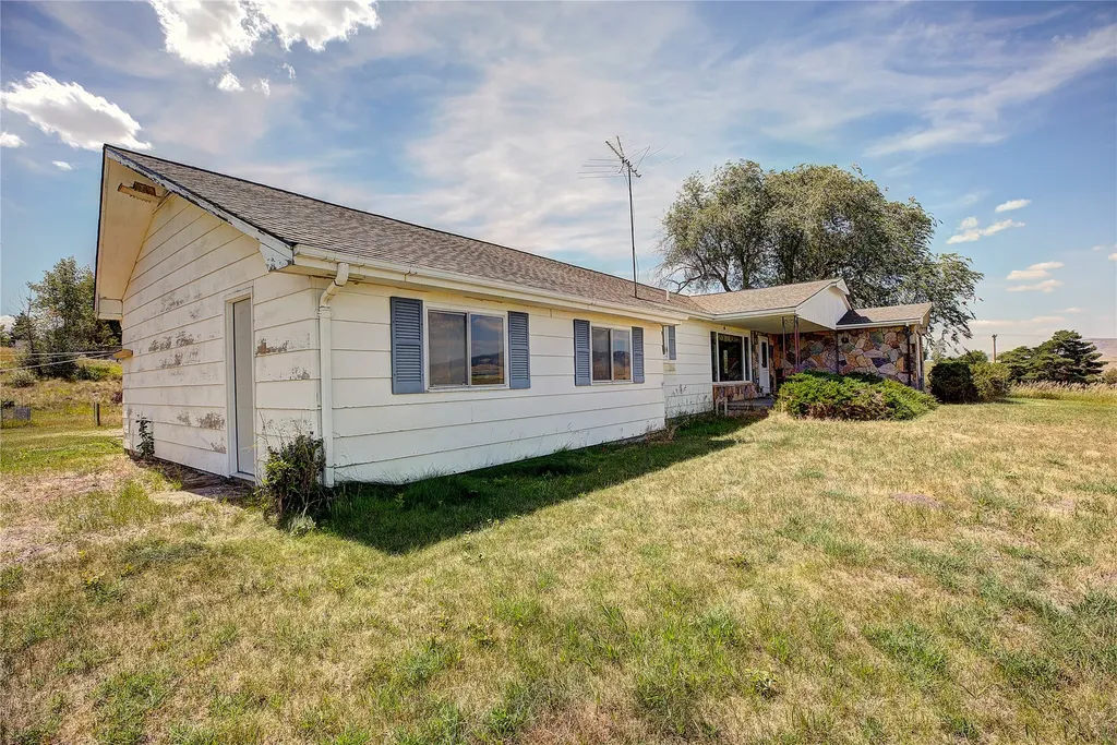 37315 Kerr Dam Road Polson MT 59860