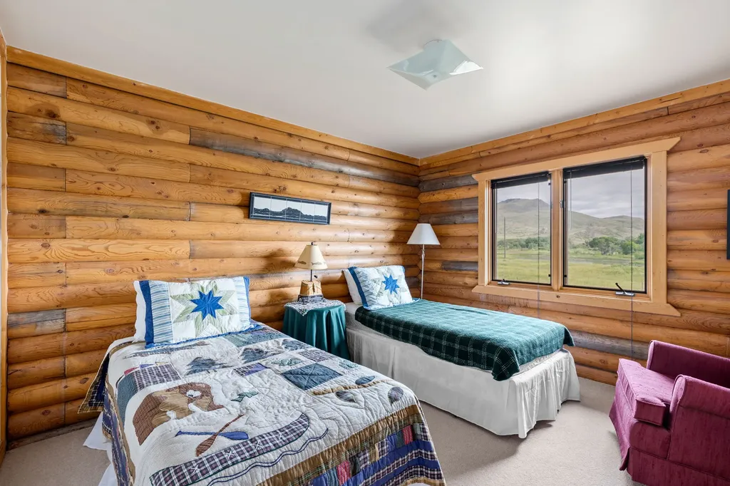 2107 Old Us Highway 91 Cascade MT 59421