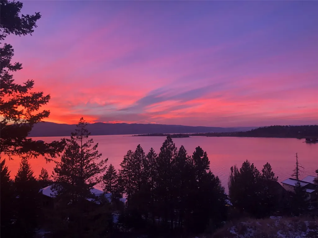 151 Whisper Ridge Drive Bigfork MT 59911