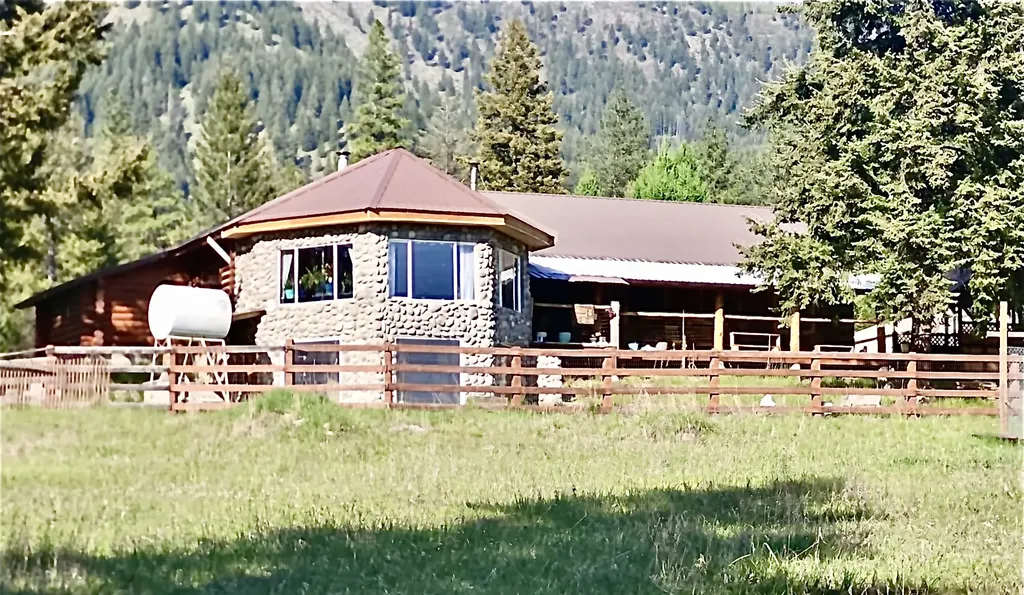 74 View Point Lane Trout Creek MT 59874