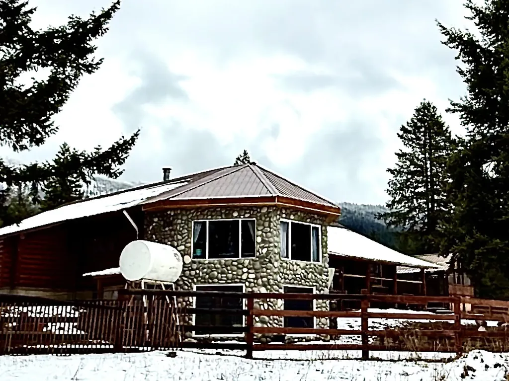 74 View Point Lane Trout Creek MT 59874
