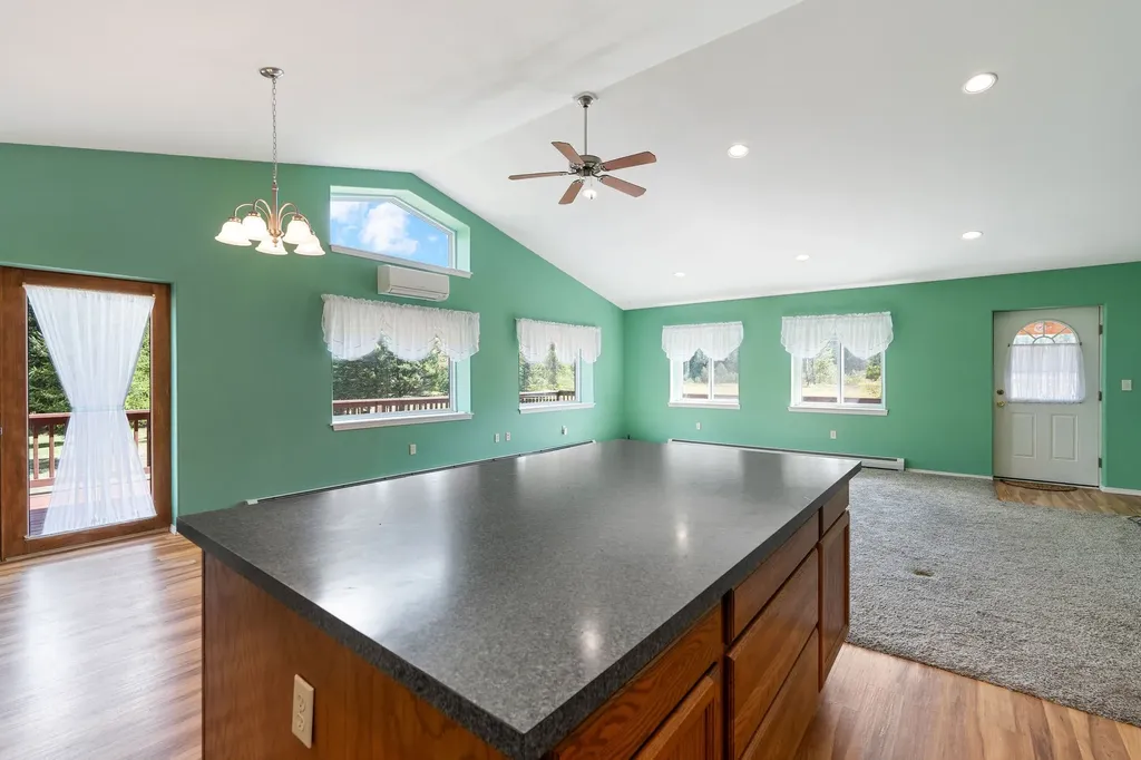 198 Two Creek Lane Kila MT 59920