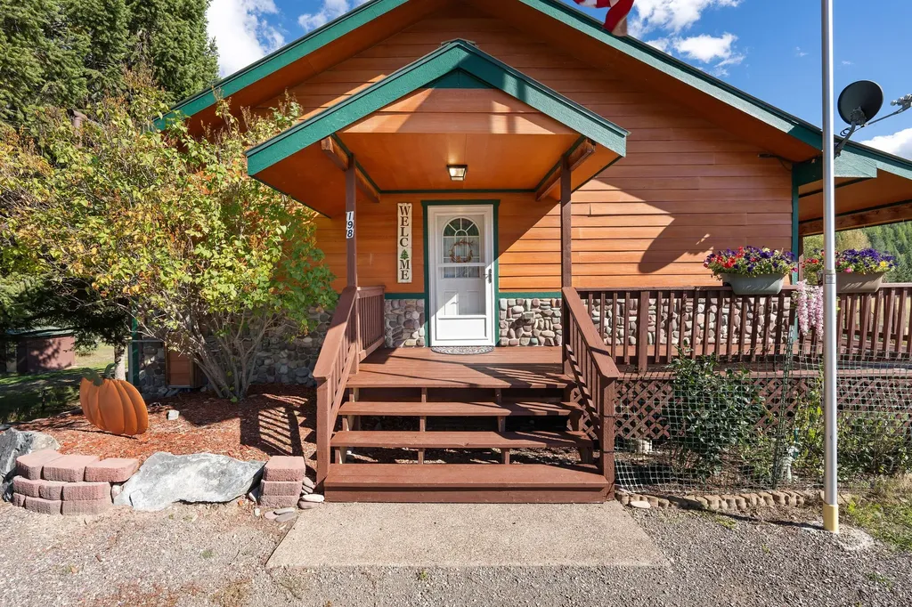 198 Two Creek Lane Kila MT 59920