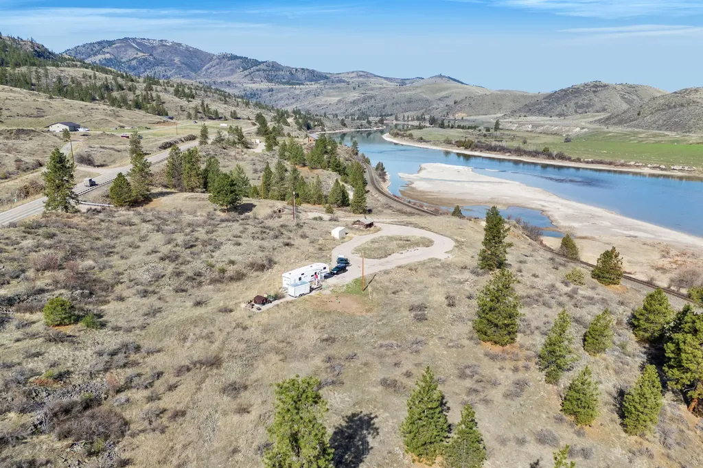 Lot 9a Mount Highway 200 Dixon MT 59831