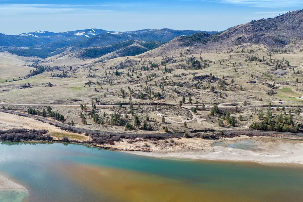 Lot 8a Mount Highway 200 Dixon MT 59831