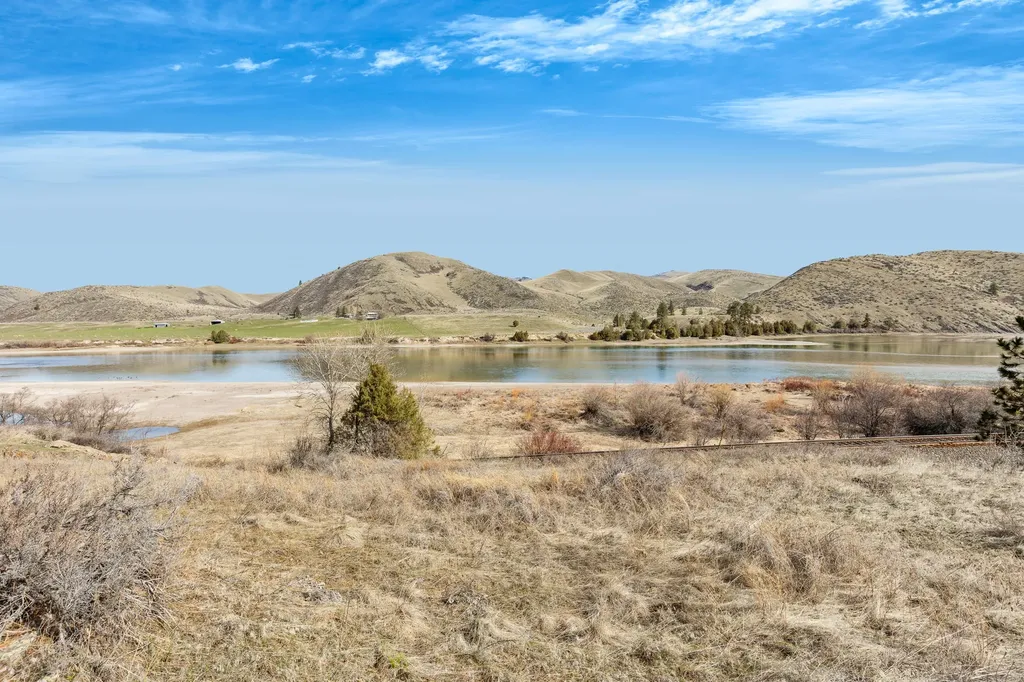 Lot 8a Mount Highway 200 Dixon MT 59831