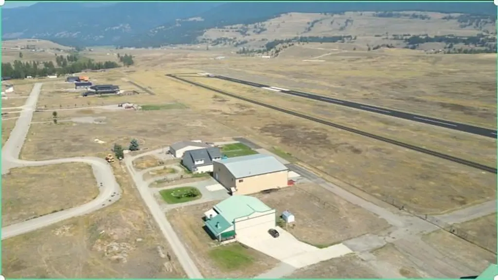 127 Lucky Lindy Lane Eureka MT 59917