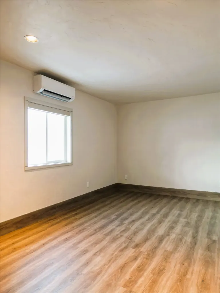127 Lucky Lindy Lane Eureka MT 59917