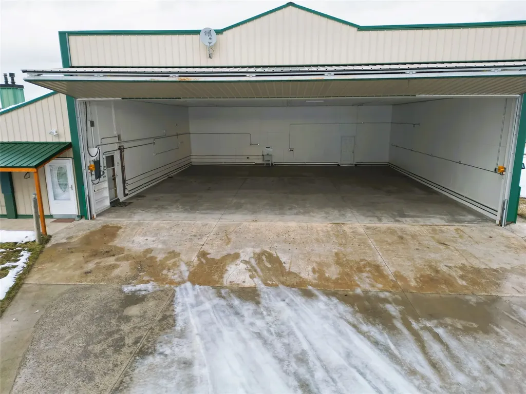 127 Lucky Lindy Lane Eureka MT 59917