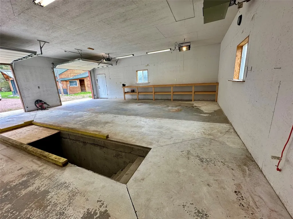 28 Princeton Road Philipsburg MT 59858