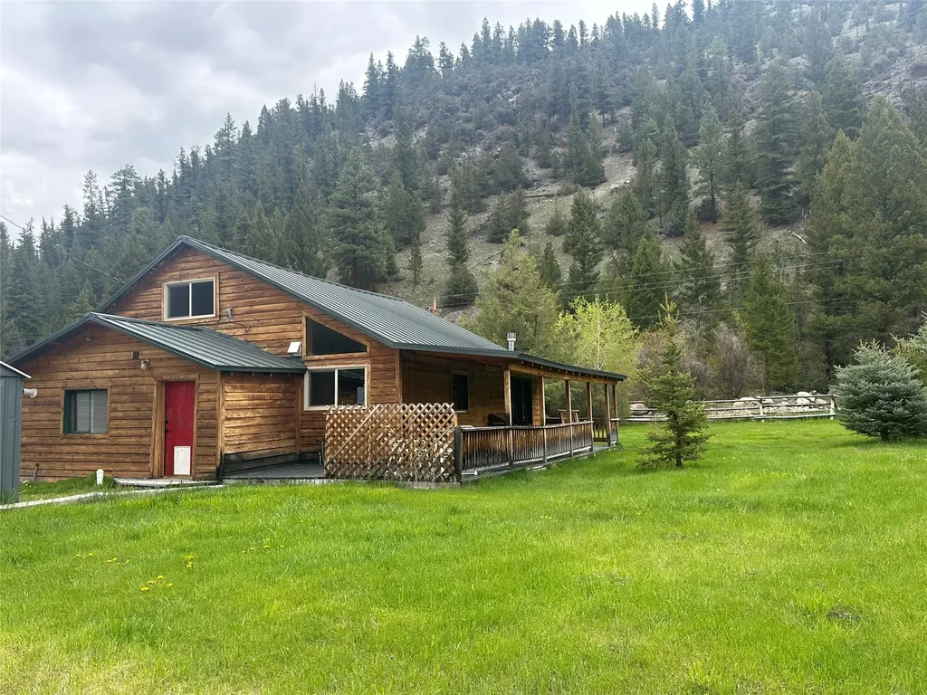 28 Princeton Road Philipsburg MT 59858
