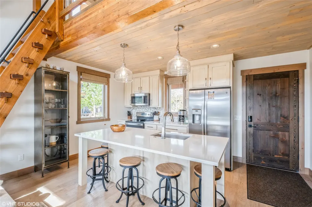 15 Haflinger Cottage Way Eureka MT 59917