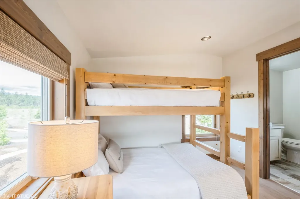 15 Haflinger Cottage Way Eureka MT 59917