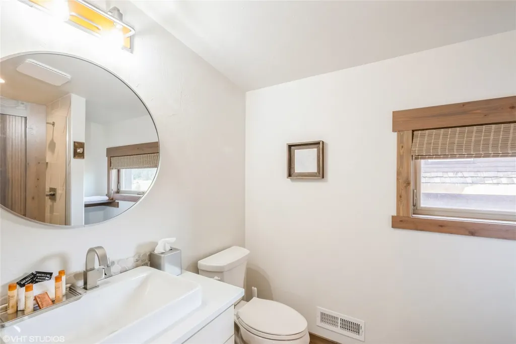 15 Haflinger Cottage Way Eureka MT 59917