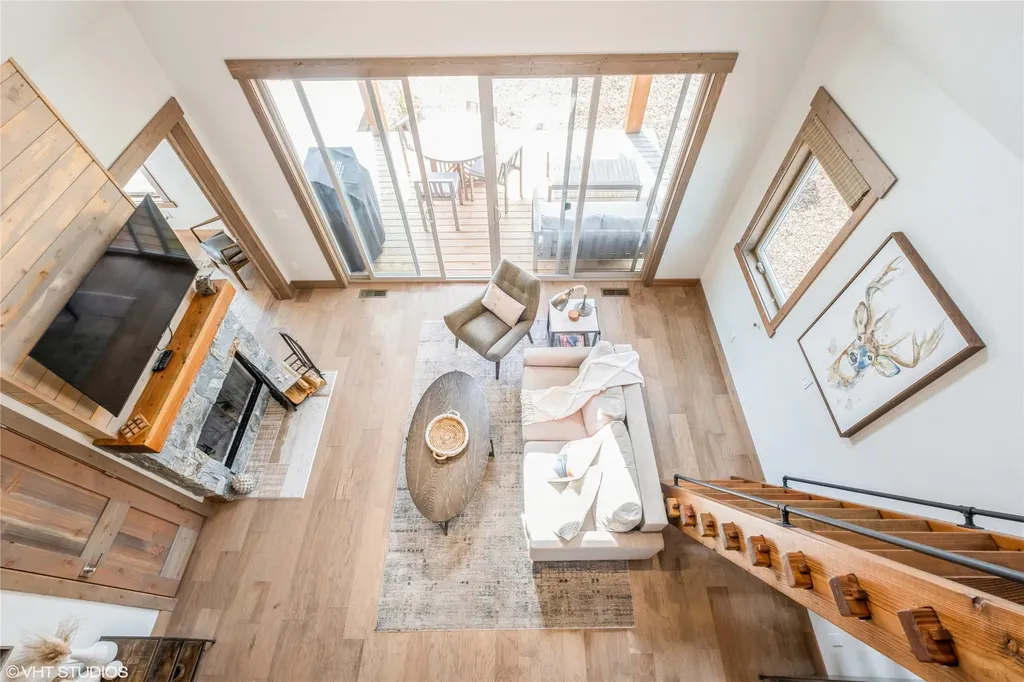 15 Haflinger Cottage Way Eureka MT 59917