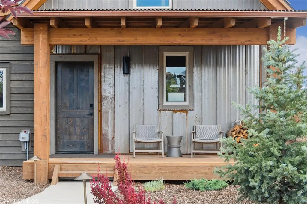 15 Haflinger Cottage Way Eureka MT 59917