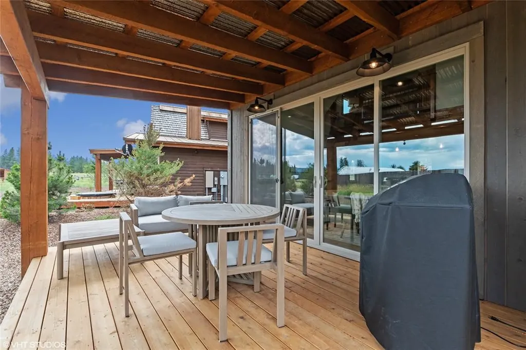 15 Haflinger Cottage Way Eureka MT 59917