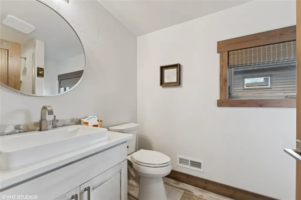 15 Haflinger Cottage Way Eureka MT 59917
