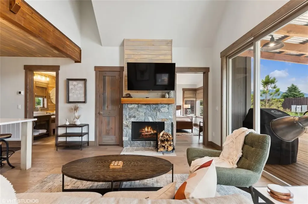 15 Haflinger Cottage Way Eureka MT 59917