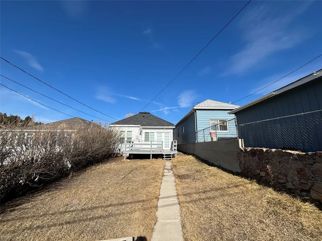 1022 Lewisohn Street Butte MT 59701