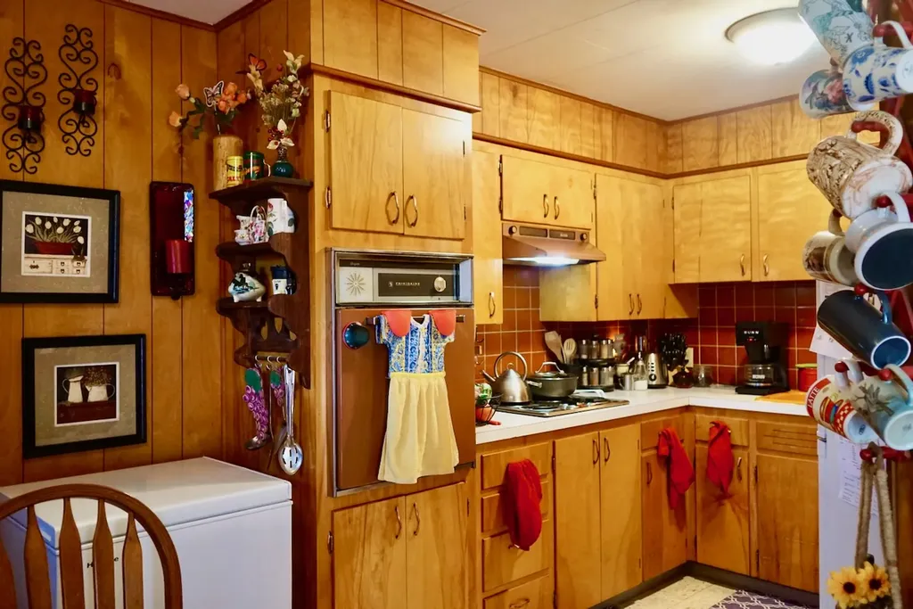 575 9th Street Eureka MT 59917