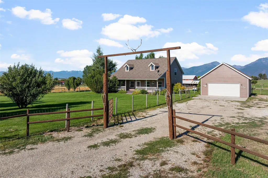 4735 Drake Lane Stevensville MT 59870