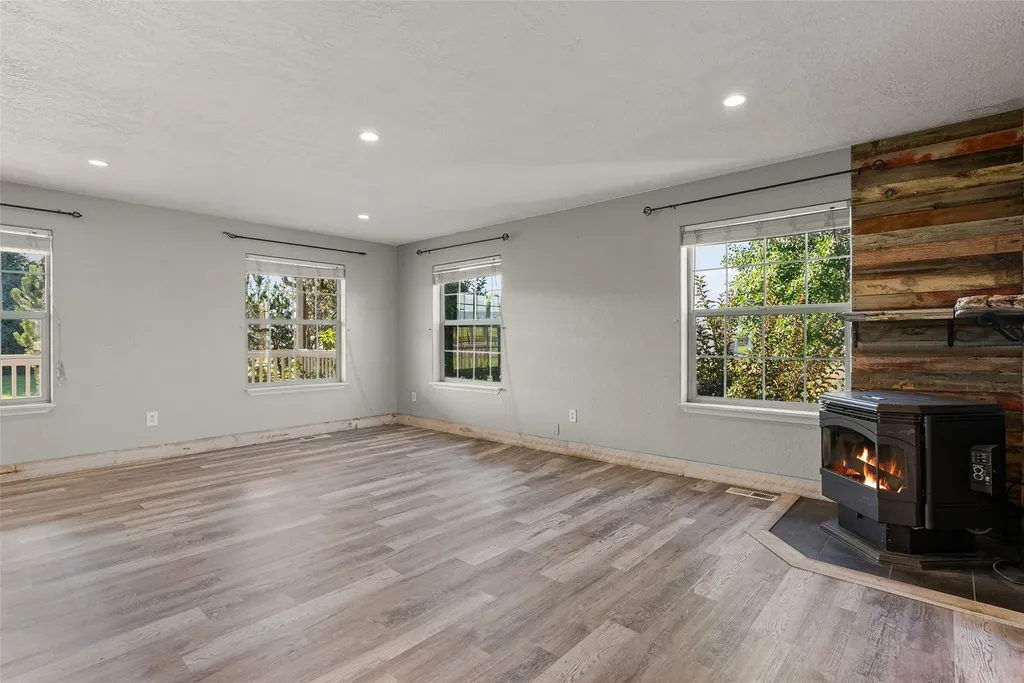 4735 Drake Lane Stevensville MT 59870