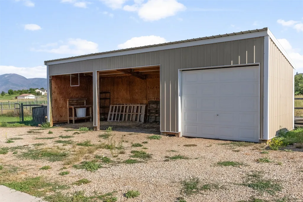 4735 Drake Lane Stevensville MT 59870