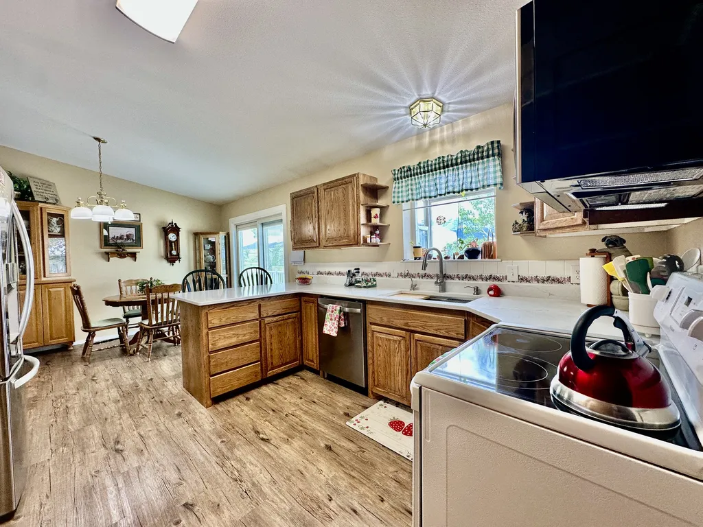 7 Strawberry Drive Townsend MT 59644