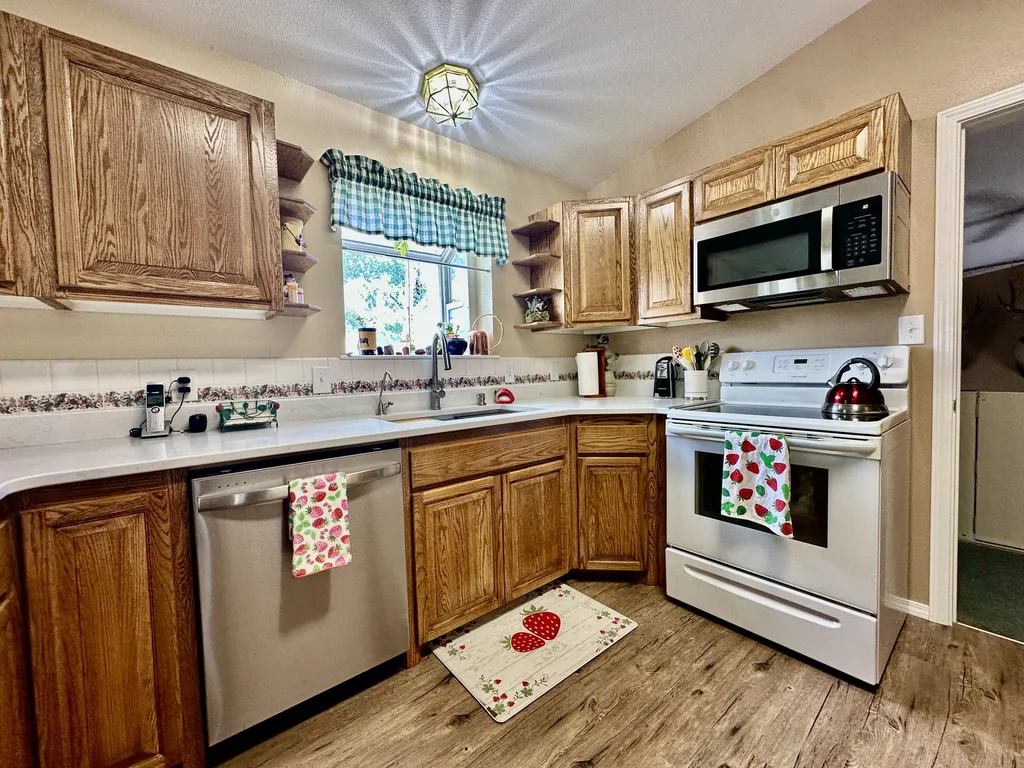 7 Strawberry Drive Townsend MT 59644