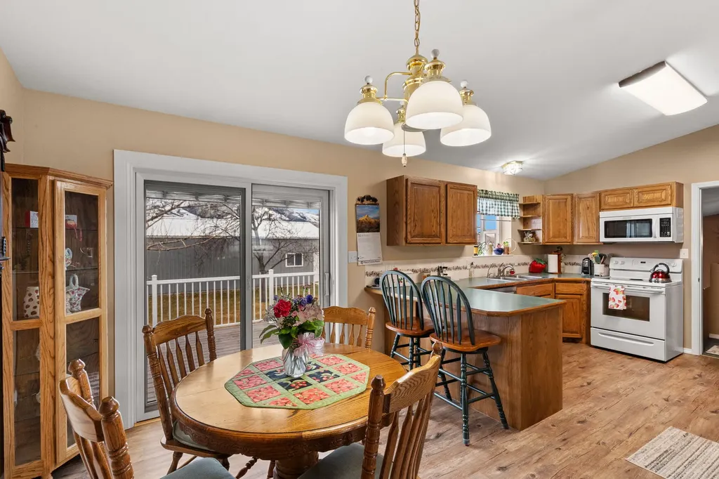 7 Strawberry Drive Townsend MT 59644