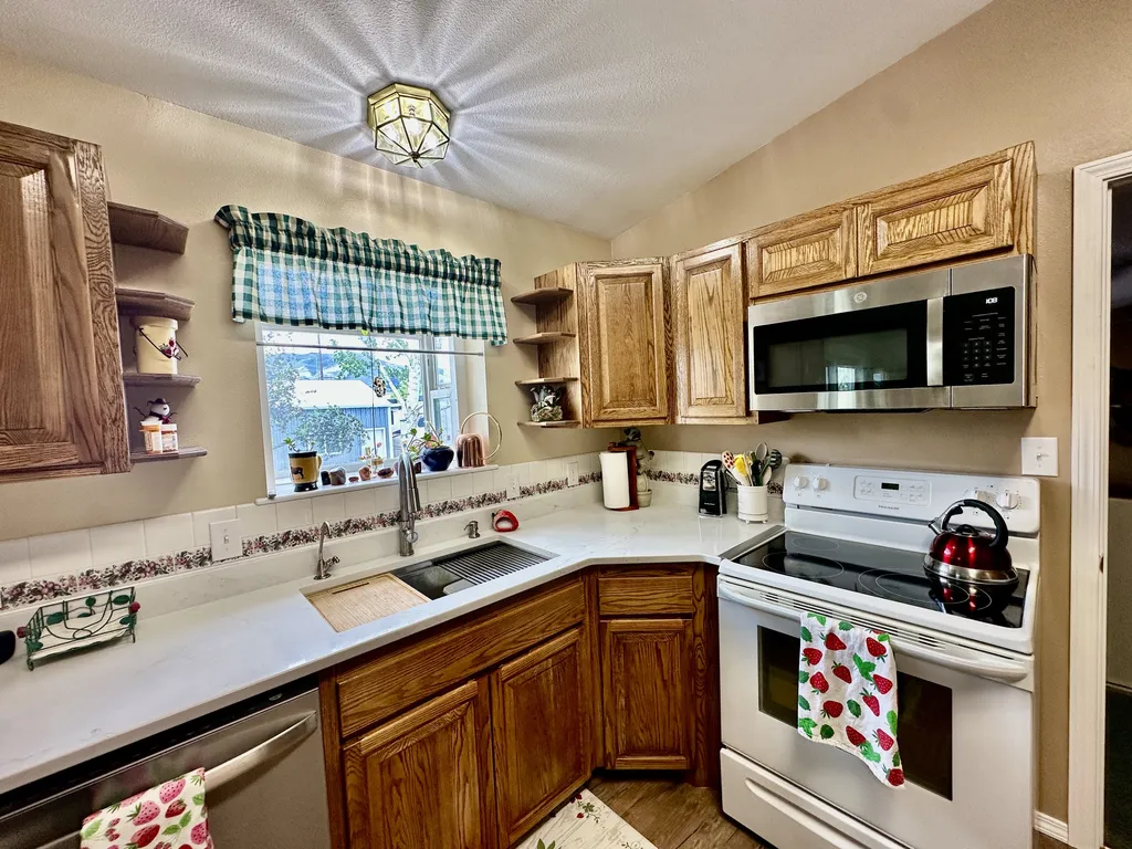 7 Strawberry Drive Townsend MT 59644