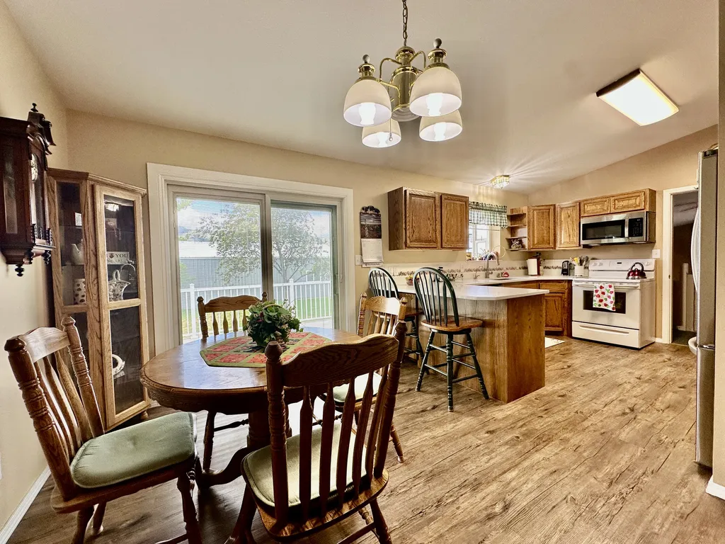 7 Strawberry Drive Townsend MT 59644