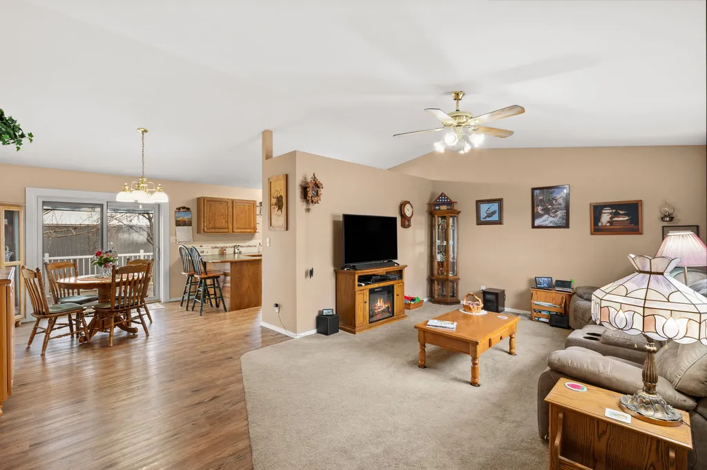 7 Strawberry Drive Townsend MT 59644